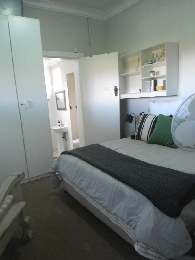 "La Couronne" Appartement Johannesburg Buitenkant foto